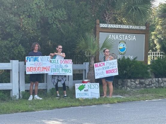 DeSantis signs Florida state parks bill born from outcry over golf course plans