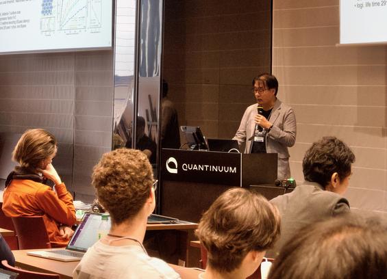 Keisuke Fujii giving a talk.