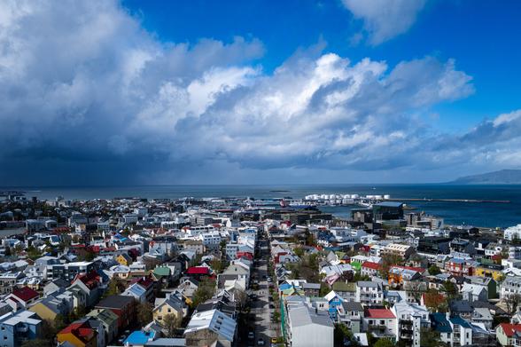 Photo of Reykjavík city taken towards the north from the top of the church tower of the Hallgrímskirkja.