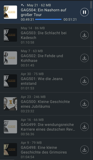 A Screenshot, showing the app Antennapod. The actual content is a list oft the last few episodes of the podcast Geschichten aus der Geschichte.