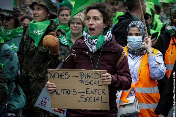 RICHES -> PARADIS FISCAL
AUTRES -> ENFER SOCIAL