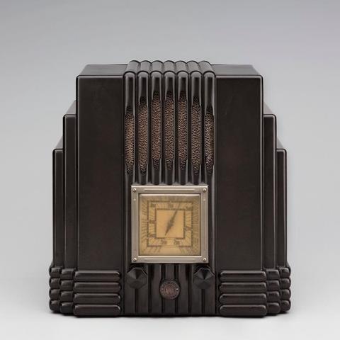 An image associated with the Instagram post https://millsfield.sfomuseum.org/id/1729358359/