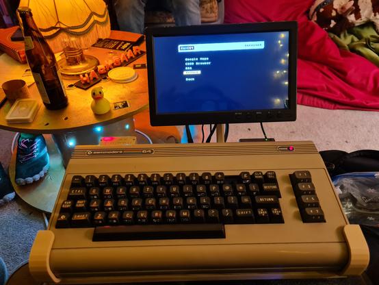 Ein C64 mit LCD Display