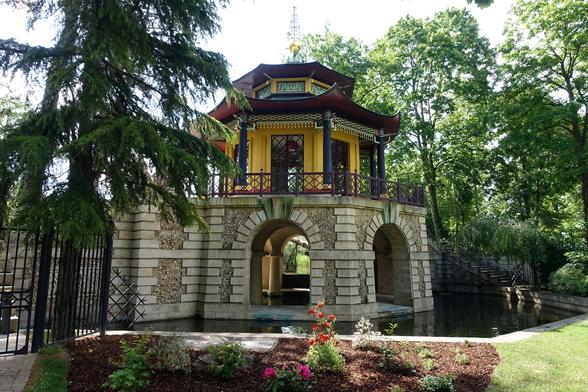 Pavillon chinois de la fin du 18e siècle à L'Isle-Adam