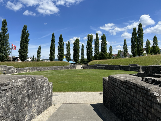 Mauerreste des Amphitheaters