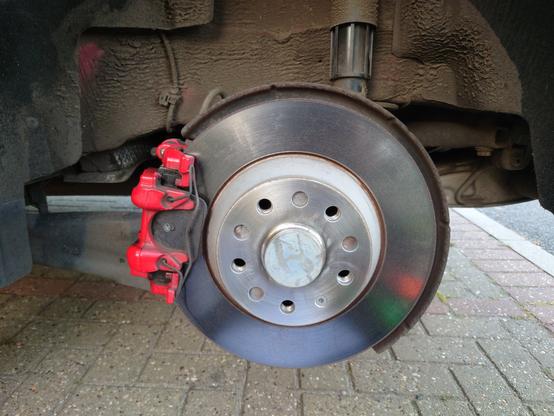 face or rear disc after it is cleaned up with an abrasive wheel thing that fits on my impact wrench