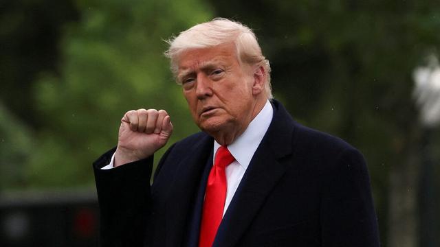 Donald Trump’s meme coin dinner served bad food, weak security, and $100,000 watches | Trending