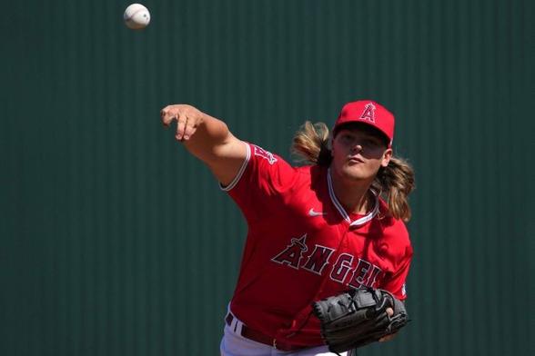 Los Angeles Angels call up Caden Dana from minors