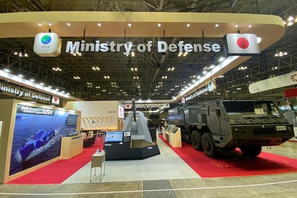 Japan flexes military muscle at biggest-ever defense expo