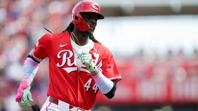 Elly De La Cruz, Andrew Abbott lead Reds to win vs. division-leading Cubs
