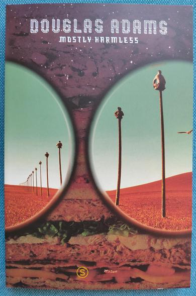 Boekomslag Douglas Adams - Mostly Harmless