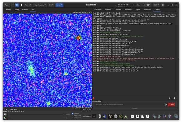 The image displays a vibrant, pixelated visualization of astronomical data, primarily in blue and purple hues, with some yellow and green highlights. There are also technical details and log entries on the right side, indicating the use of software for processing this data.

Obraz wyświetla żywą, pikselową wizualizację danych astronomicznych, głównie w odcieniach niebieskiego i fioletowego, z kilkoma żółtymi i zielonymi akcentami. Po prawej stronie znajdują się również szczegóły techniczne i wpisy dziennika, wskazujące na wykorzystanie oprogramowania do przetwarzania tych danych.