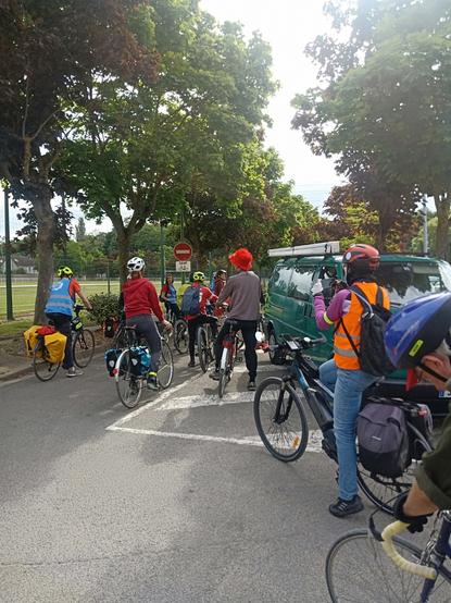 Un groupe de cyclistes