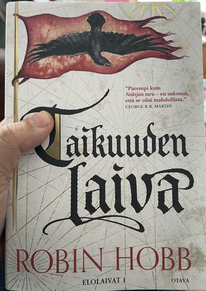 Kuvassa on Robin Hobbin Taikuuden laiva- kirjan kansi