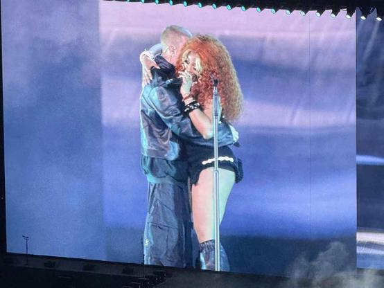 <img alt="Justin Bieber and SZA join forces for surprise &quot;Snooze&quot; performance in L.A." src="https://theneedledrop.com/content/images/2025/05/JUSTIN-1-2.jpg" /><p>On Friday, May 23,<strong> Justin Bieber </strong>showed up to do a surprise performance with<strong> SZA</strong> on her track &quot;Snooze&quot;. Bieber joined SZA in L.A. at Sofi Stadium on the Grand National Tour. Bieber has done very few live performances over the past couple of years, making the appearance all the more shocking for the audience. </p><p>You can watch the performance here:</p><figure class="kg-card kg-embed-card"></figure><p>SZA and Bieber have done a rendition of &quot;Snooze&quot; previously, as in 2023, Bieber appeared on the acoustic version of the track. However, this is the first time they are performing it live. Bieber also showed up in the official music video. </p><div class="kg-card kg-button-card kg-align-center"><a class="kg-btn kg-btn-accent" href="https://www.stubhub.com/sza-tickets/performer/1500105?agqi=4757dc32-8a2e-483b-ad28-2945f6769905&amp;agi=stubhub&amp;agut=a5fd4a3674383f96c786fda1abaef88abde77d11">See SZA Live</a></div><figure class="kg-card kg-embed-card"></figure><p>SZA is on the Grand National Tour with Kendrick Lamar, who has also brought surprise guests on stage like Playboi Carti. Kendrick and SZA are set to perform at Sofi again on the 24th, so we&apos;ll see if there&apos;s any additional surprises.</p><hr /><p><em>The Needle Drop may earn an affiliate co