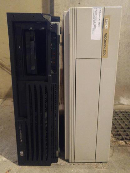 VAXstation 3100
AlphaServer DS15