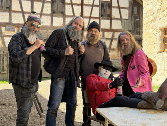 JBO am Set des Kafump-Videos gemeinsam mit Nord, dem Sänger von Häamtom