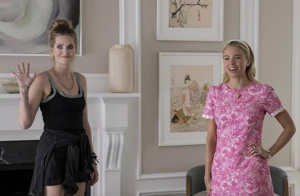 Meghann Fahy and Milly Alcock in Sirens Photo by /MACALL POLAY/NETFLIX - © 2025 Netflix, Inc.