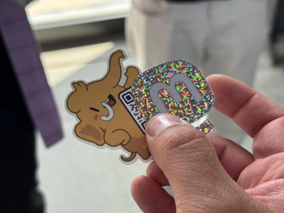 Mastodon Glitzer Sticker und ein Mammut-Sticker