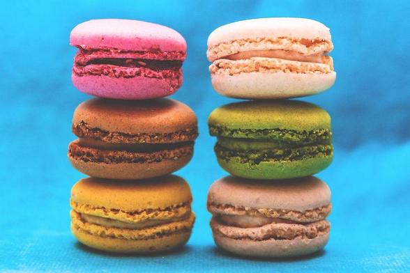 Macarons - Image by Pexels from Pixabay