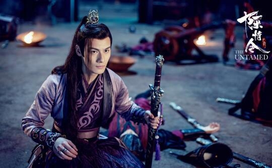Closrup of Jiang Cheng (actor Wang Zhuocheng) in purple robes.