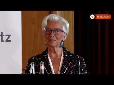 Euro could become the dollar's alternative, says Lagarde | REUTERS