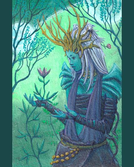 Peinture à l'encre acrylique intitulée 'Nhiir veilleuse des forêts”, représentant une créature Nhiir à la peau turquoise, sa tête est ornée de bois. Elle tient délicatement une plante à fleur rose entre ses mains, dans un environnement forestier stylisé aux tons verts et bleus, éclairée par deux lunes dans le ciel.