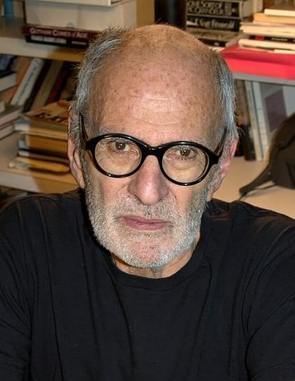 Kramer in 2010. By David Shankbone - https://www.flickr.com/photos/shankbone/4484901239/in/photolist-hVFdUh-7QjhTr-7Qji42-85WvnA-85TkXR-8Vx7st-Qp25E8-e43cWd-cDcWuG-8e7LVY-kNTnjs-e43d45-85WvMb-8LsKE5-8LsLgN-8LsLXA-e43cXm-7EhWgx-7EnDZa-7EnDXK-873xmP-876HUL-7EnE6v-7Erdvw-7ErdwU, CC BY 2.0, https://commons.wikimedia.org/w/index.php?curid=64400439