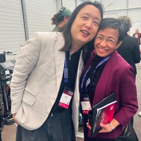 Audrey Tang (left), Taiwan’s cyber ambassador and 1st digital minister, and Maria Ressa (right), Nobel Peace Prize-winning journalist, are all smiles during a meetup on the sidelines of TECH by Handelsblatt in the German city of Heilbronn.