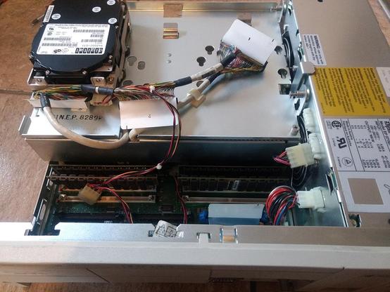 MicroVAX 3100-80