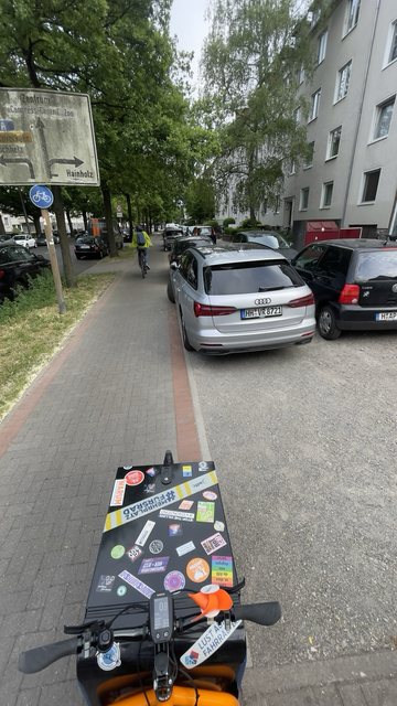 Ohne echte Gesetzliche konforme Dooring Zone unmittelbar an Die Radtrasse