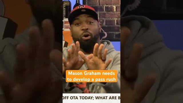 #clevelandbrowns #1 pick #masongraham has to improve his pass rushing. #nfl #browns #shorts #ucss