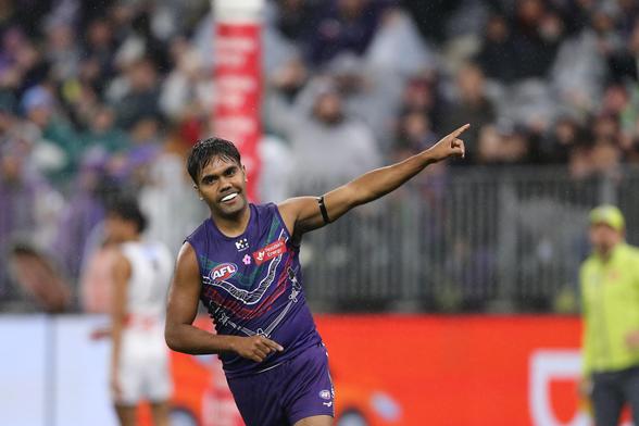 Isaiah Dudley (Dave Woodley/AFANA)

https://www.afana.com/news/2025/05/24/dockers-get-job-done-port-wet

#AFANA #AFL #FremantleDockers #portadelaidepower @chris.kowald.37