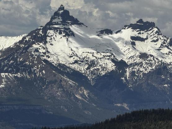 PILOT(LEFT) AND INDEX(RIGHT) PEAKS.