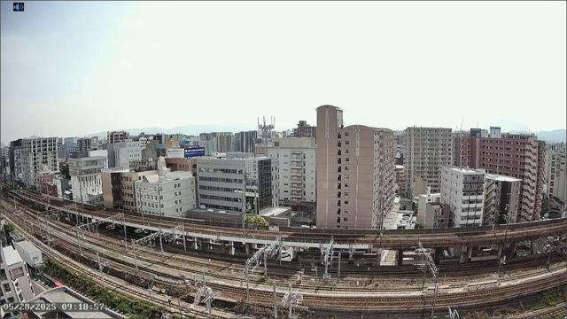【2025/5/27 21:00 - 5/28 9:00】福岡・博多駅ライブカメラ / 九州新幹線下り 九州新幹線下り / 夜景 / 日の出、朝日 / Hakata Station, Fukuoka