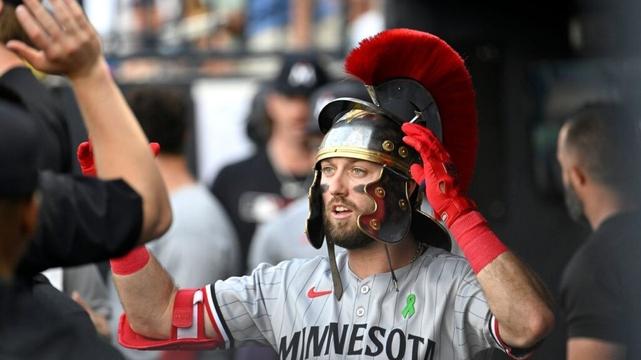Kody Clemens homers with dad Roger looking on, Twins beat Rays 4-2 to stop Rays' 6-game win streak