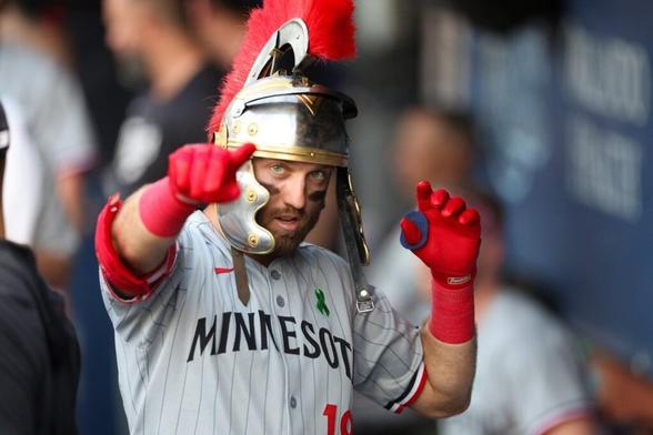 Twins 4, Rays 2: Twins Make Key Plays, Hop Back into the Win Column - Twins