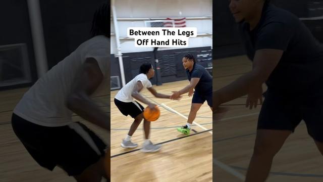 Between The Legs Off Hand Hits! #basketball #hooping #ballislife