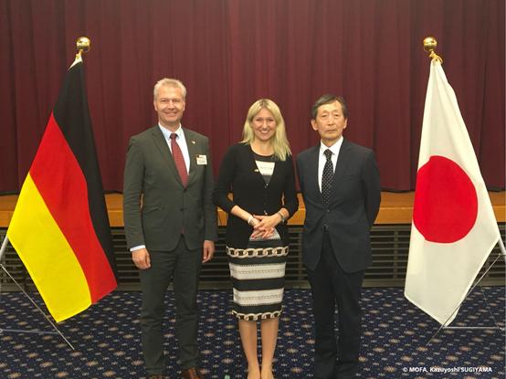 Die Parlamentarische Staatssekretärin Silke Launert bei der 25. WTZ-Sitzung mit Japan.