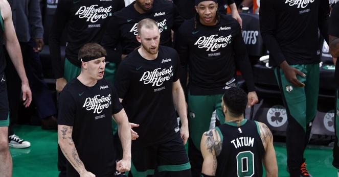 Baylor Scheierman discusses what it was like having Jayson Tatum as a teammate