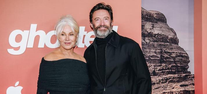 Deborra-Lee Furness and Hugh Jackman en la premiere de 'Ghosted', en abril de 2023. / Nina Westervelt