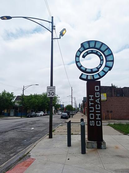 A marker for the South Chicago neighborhood.