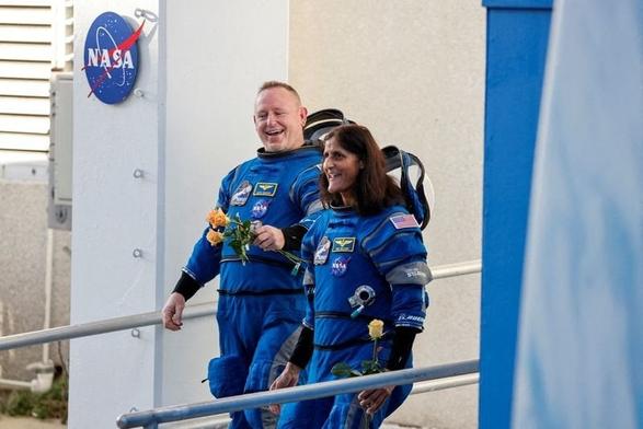 NASA astronauts Butch (Wilmore) and Suni (Williams) emerge from recovery after long Starliner/International Space Station mission