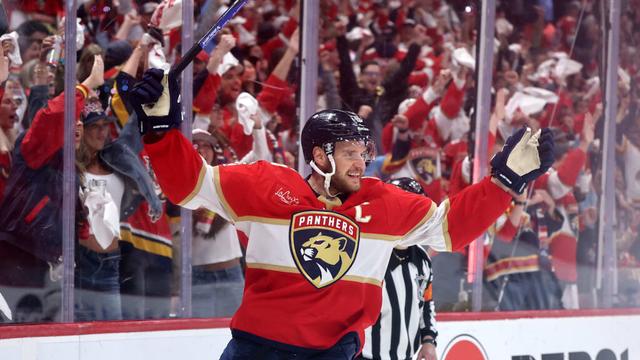 Carolina Hurricanes v Florida Panthers - Game Three