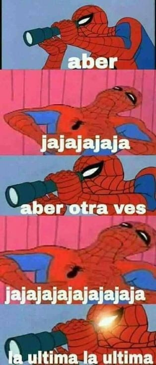Meme de spiderman mirando por unos prismáticos y riendose