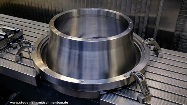 CNC-Kopfdrehbank