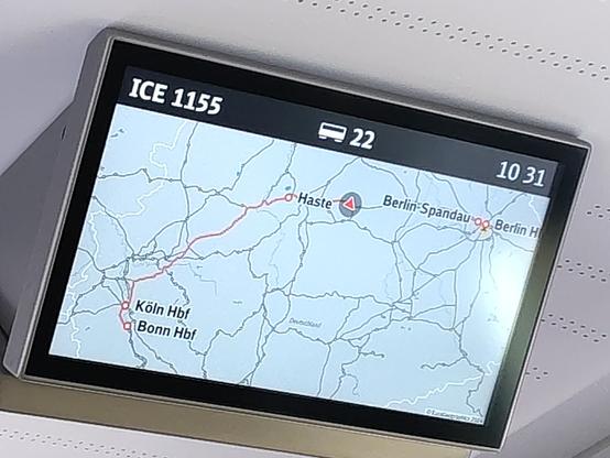 Zugverlaufsanzeige im Zug, die Haste als einzigen Halt zwischen Köln und Berlin ausweist