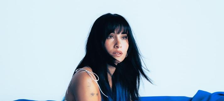 Aitana en la sesión de fotos como parte de la promoción de 'Cuarto azul', su cuarto álbum de estudio / Universal Music Spain