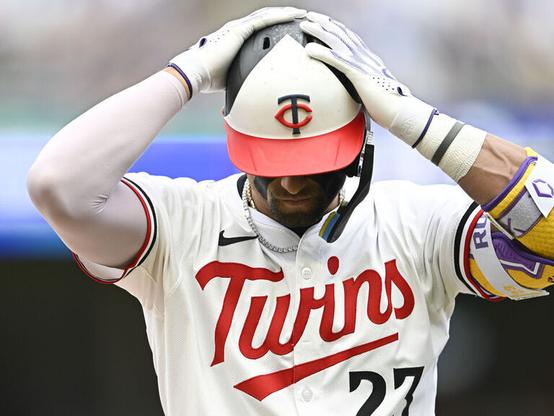 Twins' Lewis amid 0-for-24 slump: 'The hope is gone'