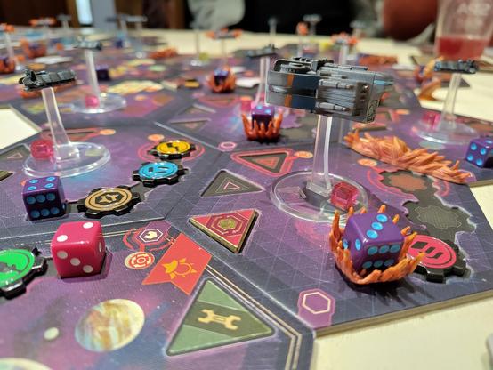 Such nice materials in this #Kickstarter version. I painted all elements to enhance contrast of the orange elements and mimic the artist colors choices for the ships.